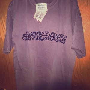 Crazy‎ Shirts Hawaii Maori wine Dyed T-Shirt